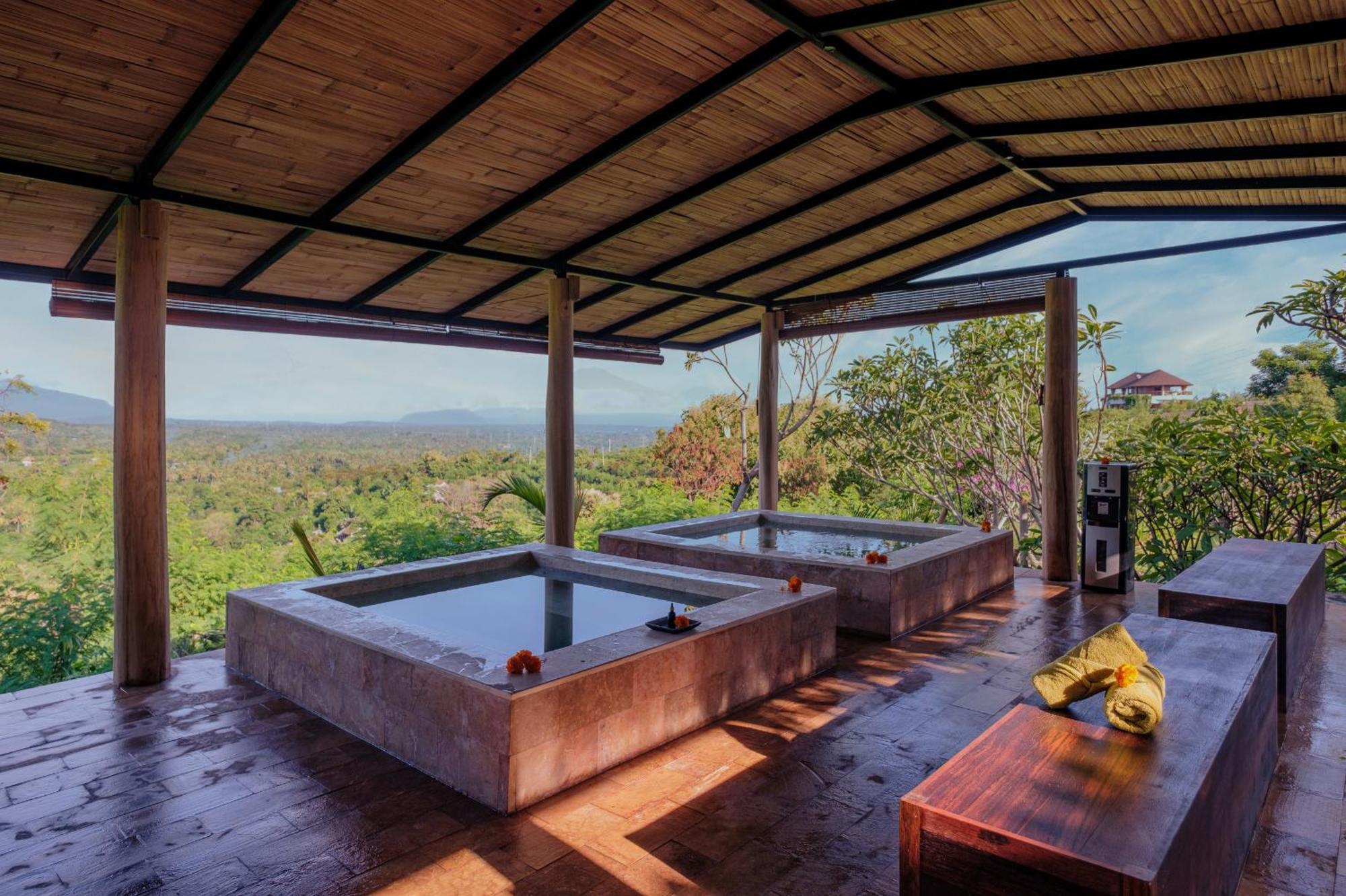 Mangroove Bay Boutique Hostel Banyuwedang Exterior photo